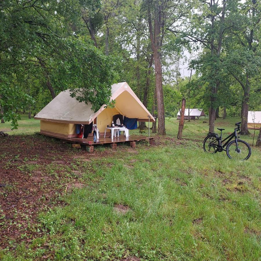 Camping Onlycamp Le Port Saint-Benoit-sur-Loire Ngoại thất bức ảnh