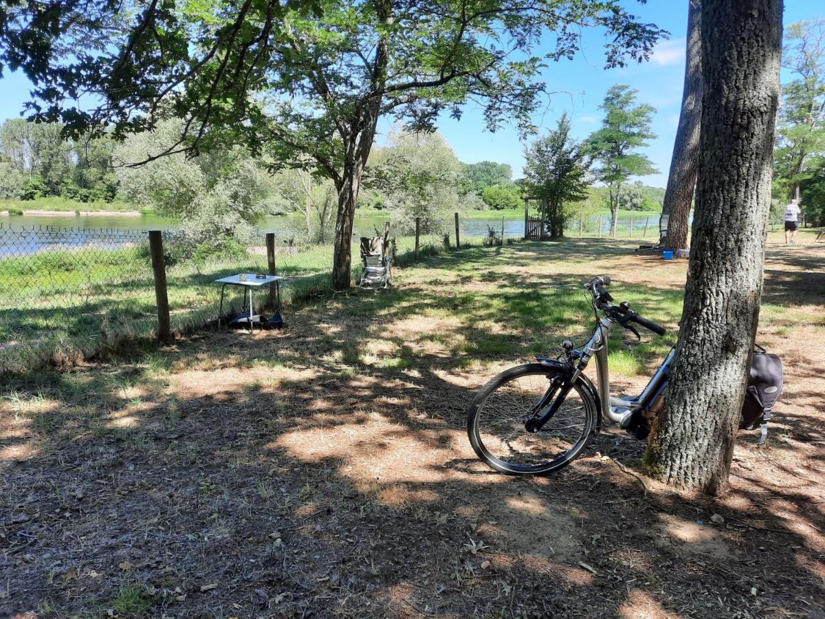 Camping Onlycamp Le Port Saint-Benoit-sur-Loire Ngoại thất bức ảnh